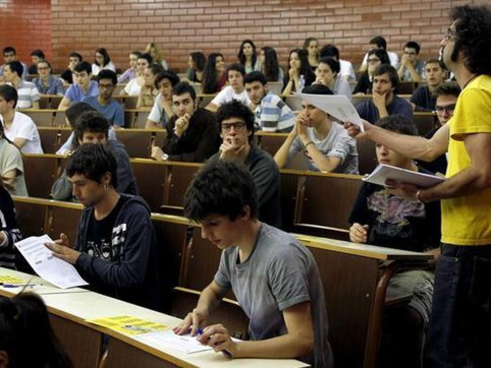 En junio se celebrará la primera Selectividad de la LOMCE, tras la derogación de las reválidas
