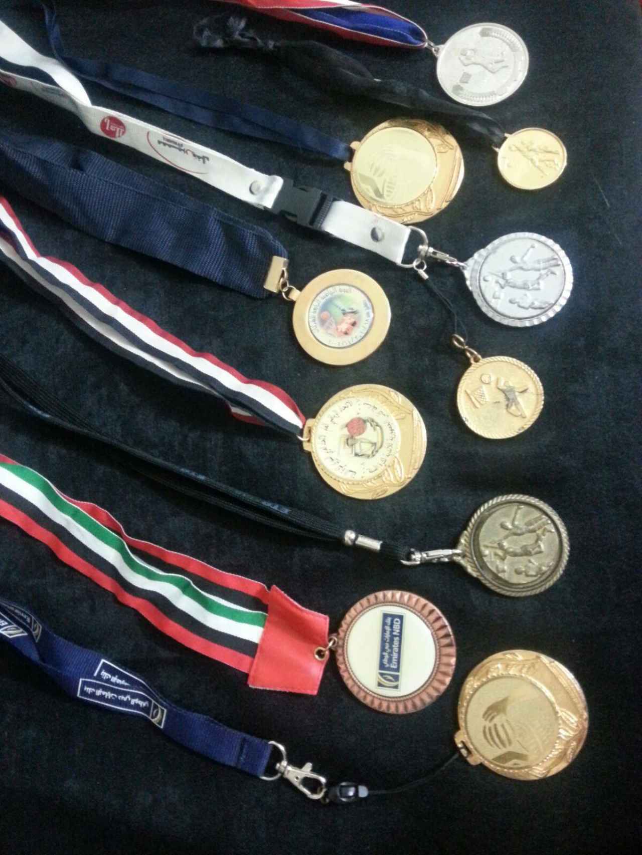 Varias de las medallas conseguidas por Hozaifa.