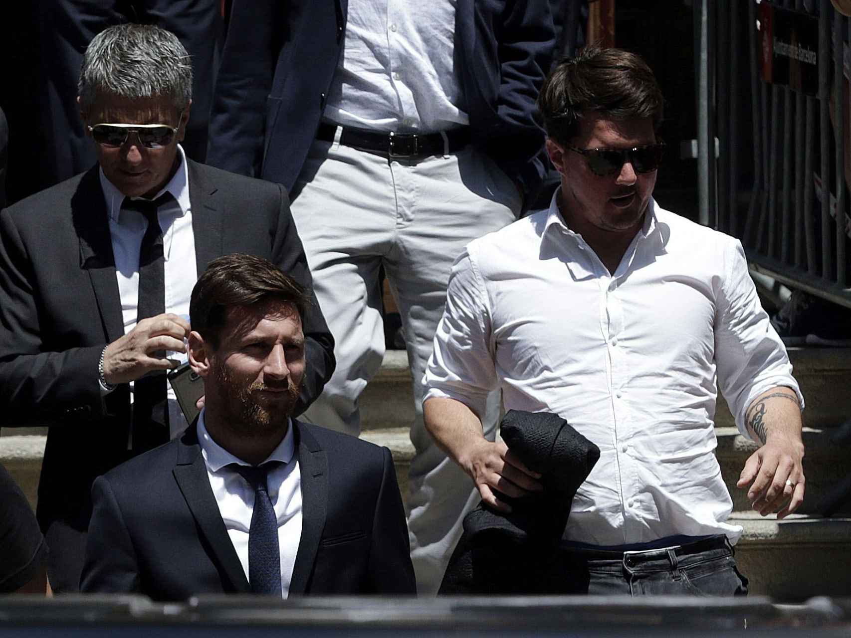 Messi, al salir del juzgado.