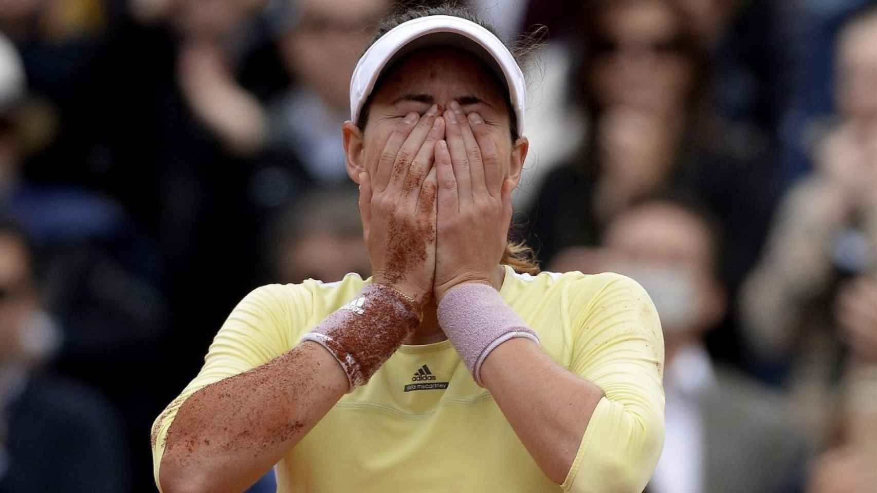 Garbiñe se ha emocionado al ganar su primer Grand Slam en París