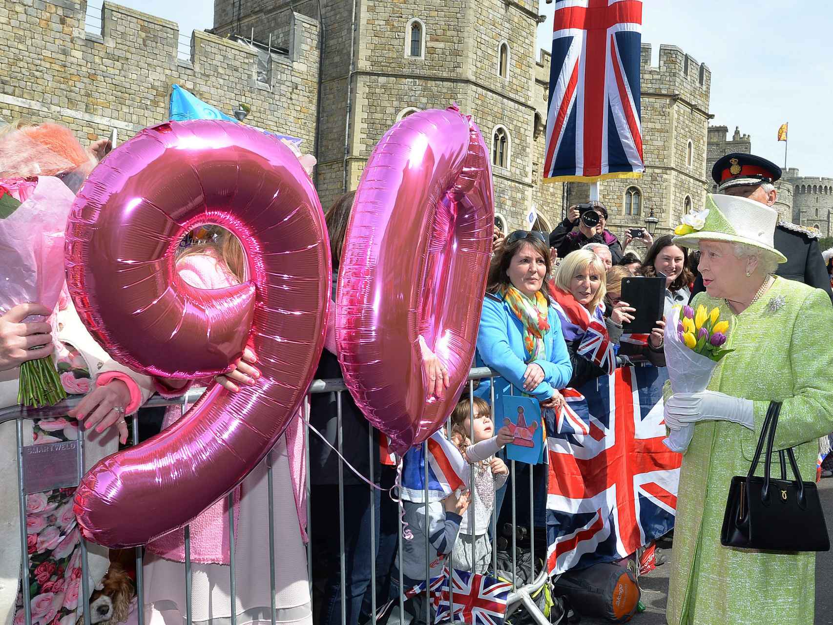 La reina Isabel II en los primeros festejos de su cumpleaños