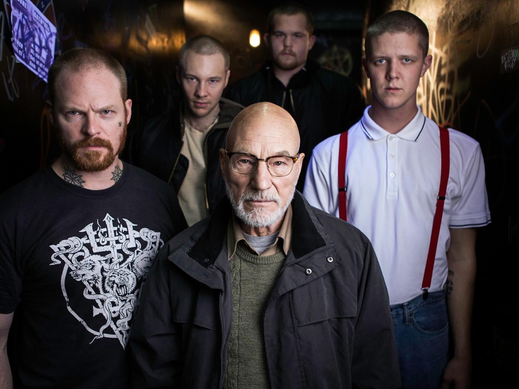 Patrick Stewart en un fotograma de Green Room.