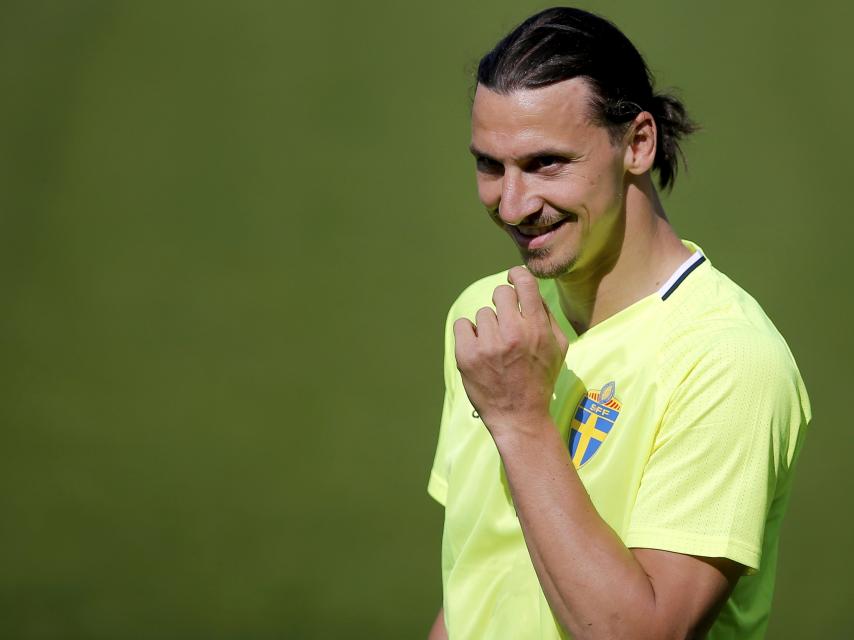 Zlatan Ibrahimovic durante un entrenamiento previo a la Eurocopa.