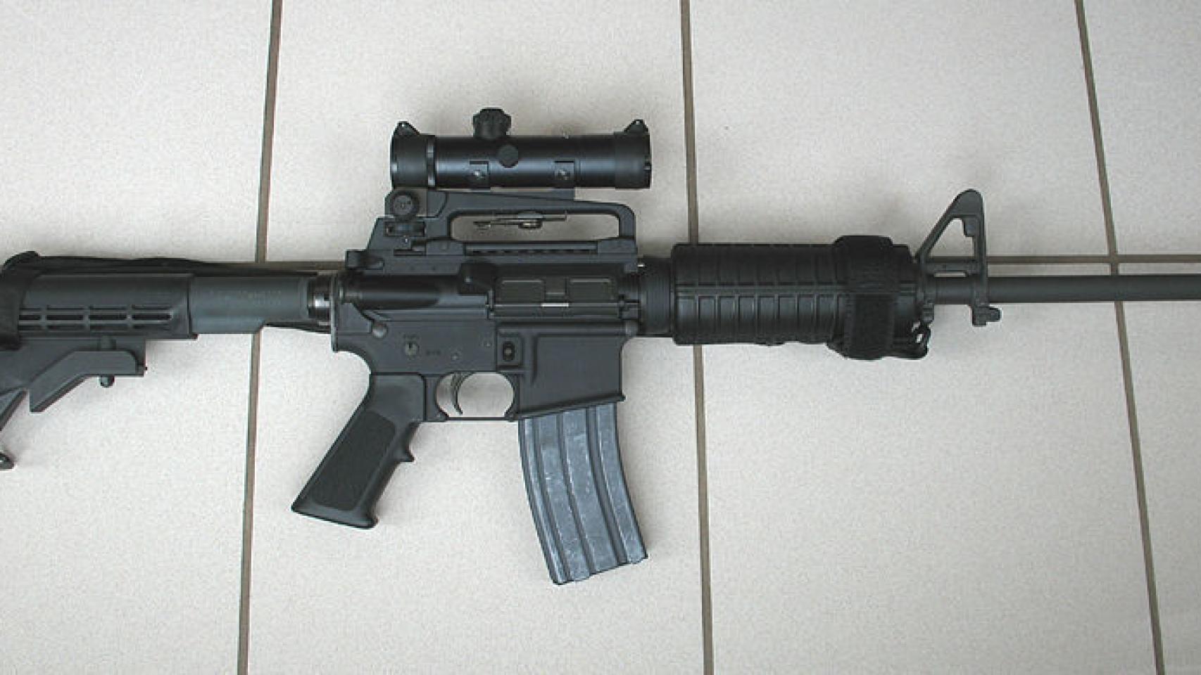 Fusil tipo AR-15