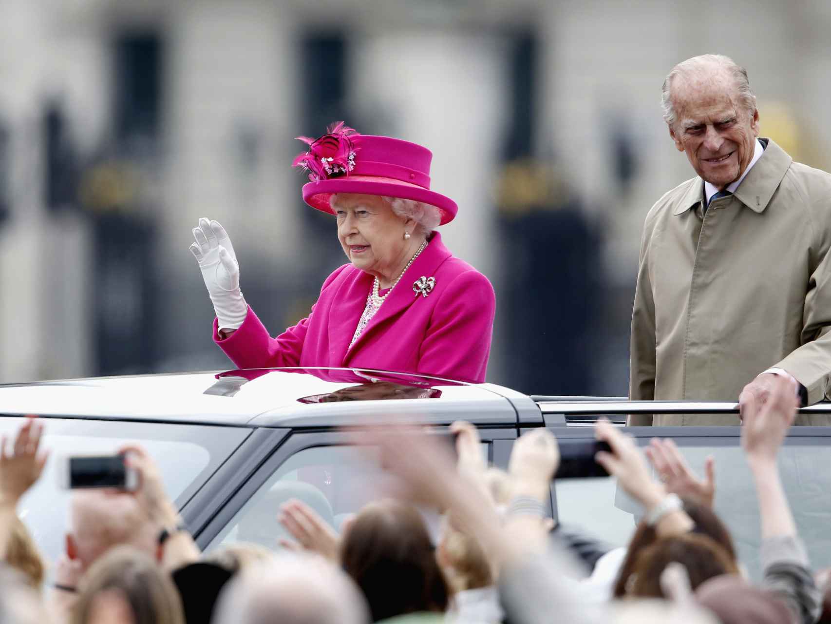 La reina Isabel II de Inglaterra junto a su marido Felipe de Edimburgo