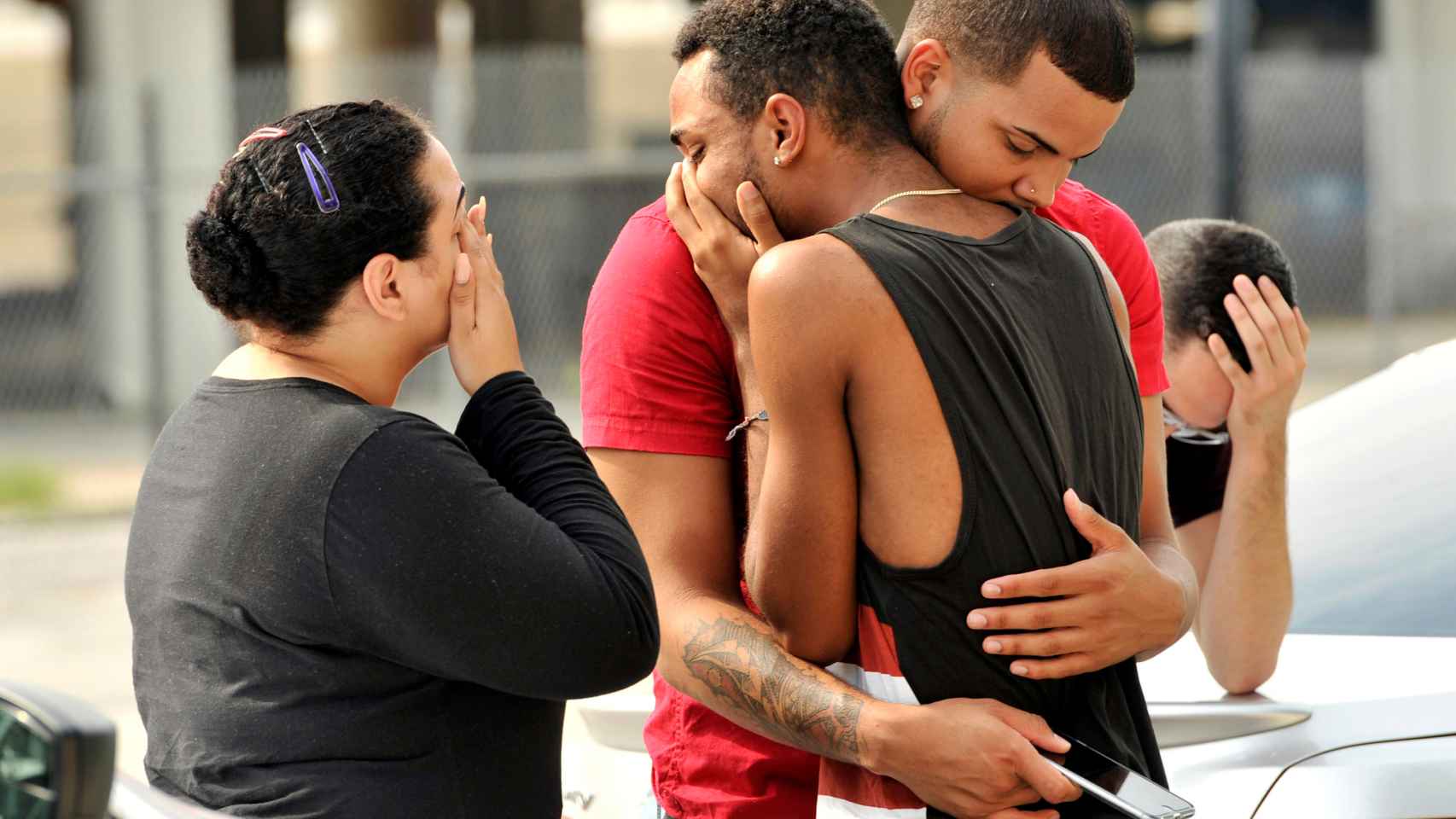 La Policía de Orlando eleva a 50 los muertos y a 53 los heridos en el ataque contra el bar gay