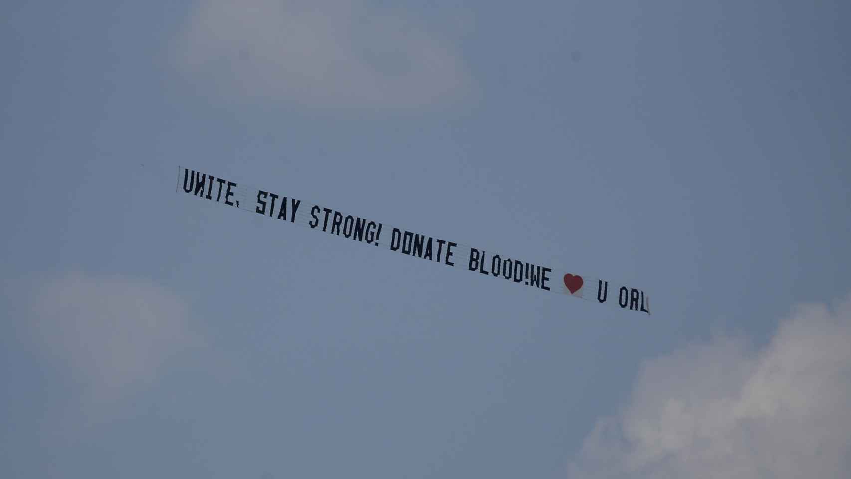 Mensaje ayer en el cielo de Orlando.