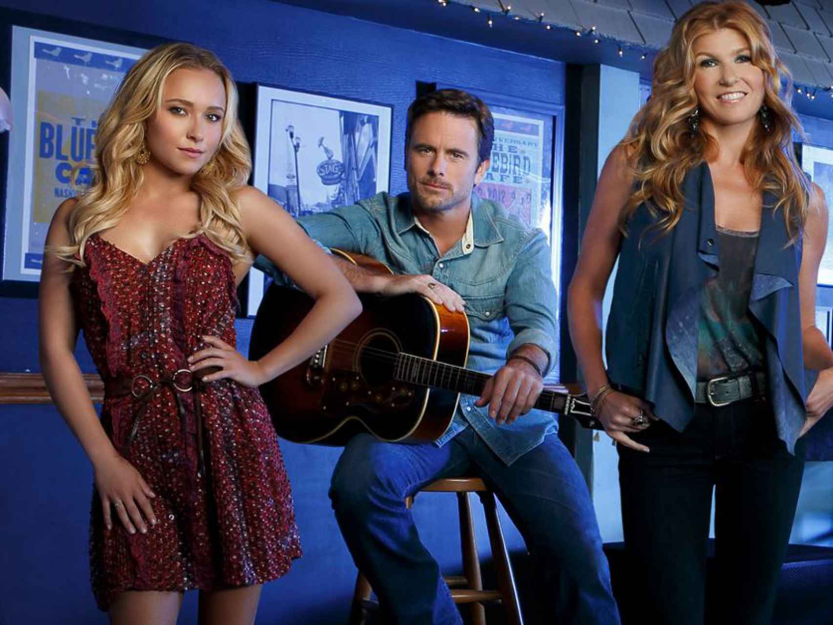 El reparto de Nashville en una imagen promocional de la serie.