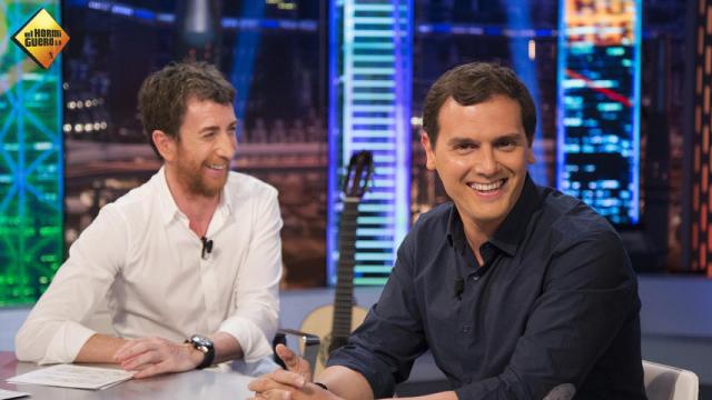 El pacto entre el PP y Podemos y otros momentos de Rivera en 'El hormiguero'