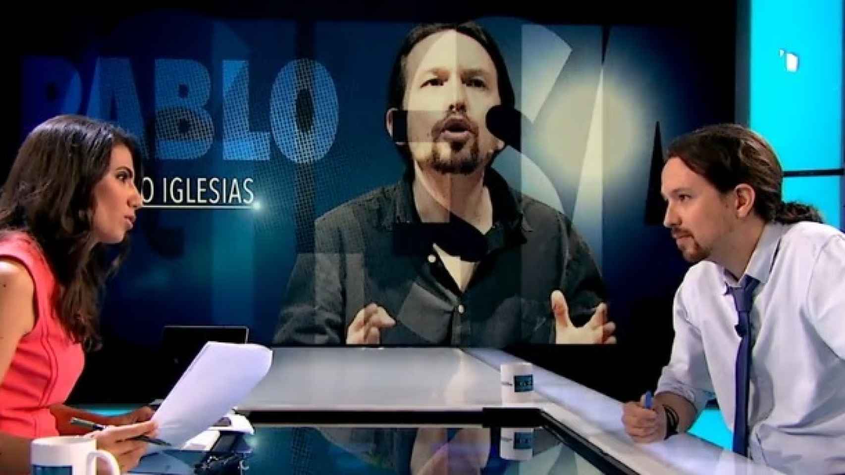 Ana Pastor y Pablo Iglesias durante el transcurso de una entrevista en 'El Objetivo'.