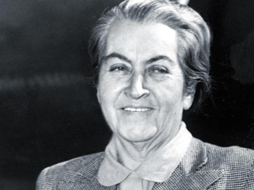 La poeta Gabriela Mistral.