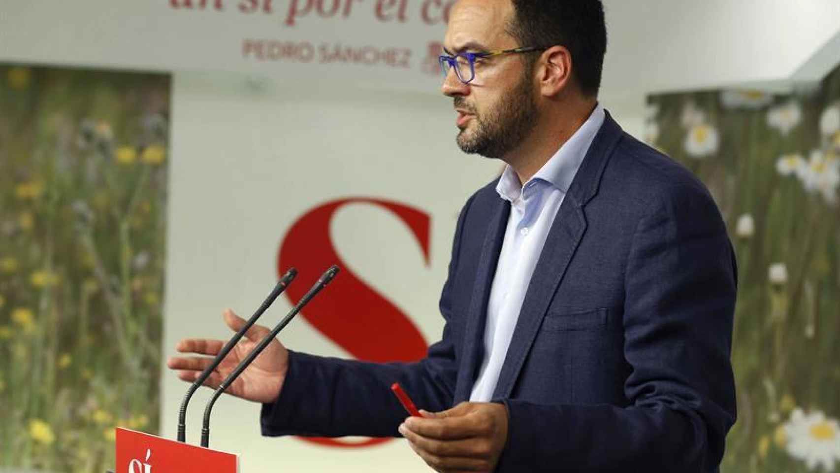 Antonio Hernando, portavoz socialista, este lunes en Ferraz.