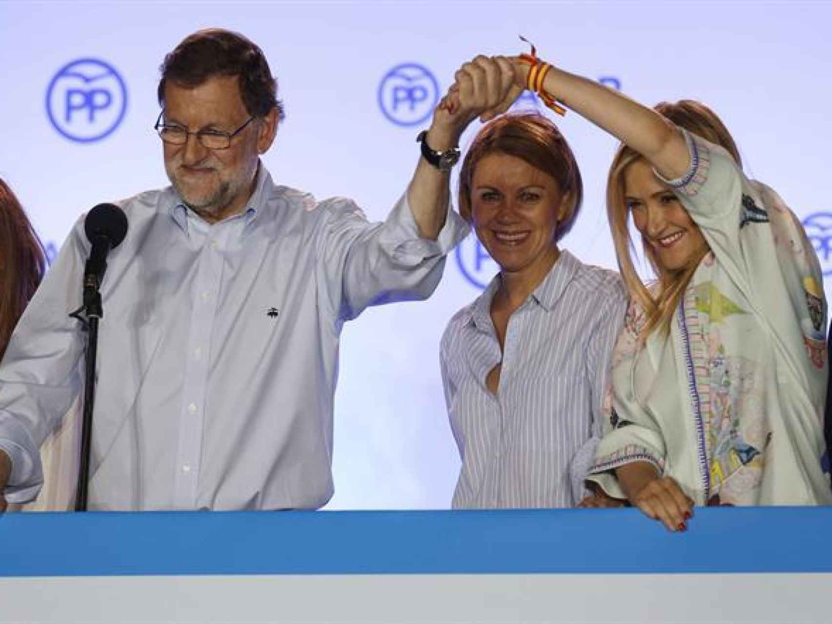 Rajoy y Cifuentes celebran la victoria de los Populares en Madrid