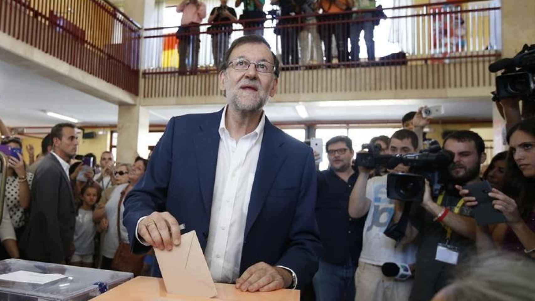 Rajoy votando/Angel Díaz/EFE