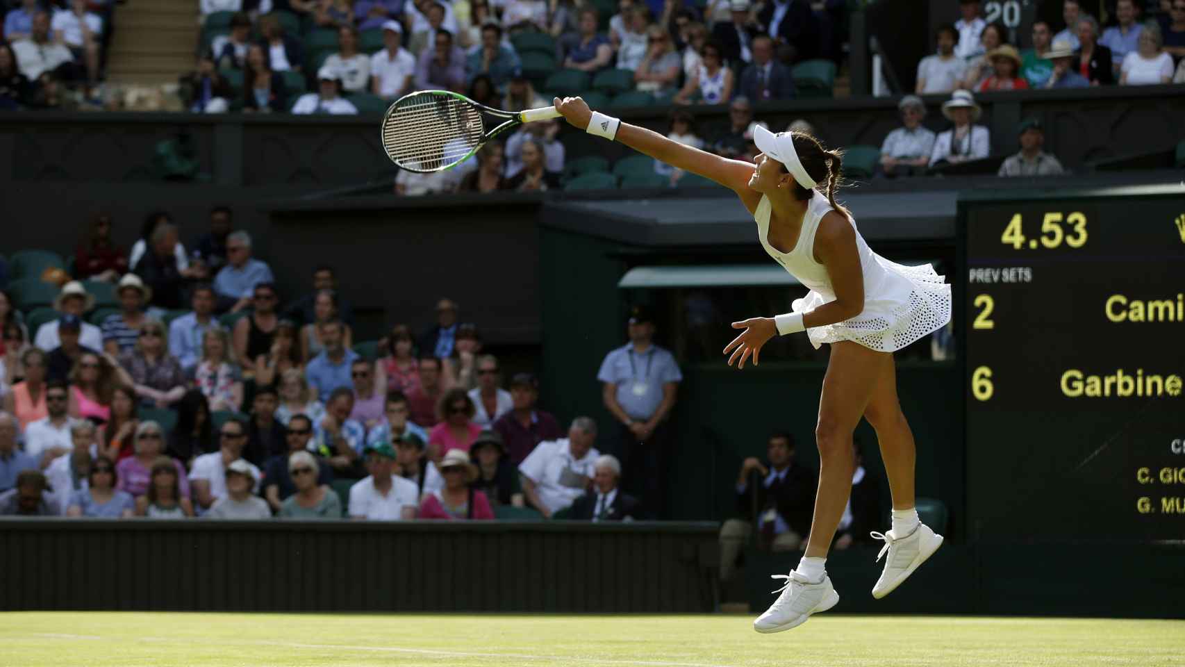 Garbiñe Muguruza,  en el partido contra Camila Giorgi, en Wimbledon 2016.