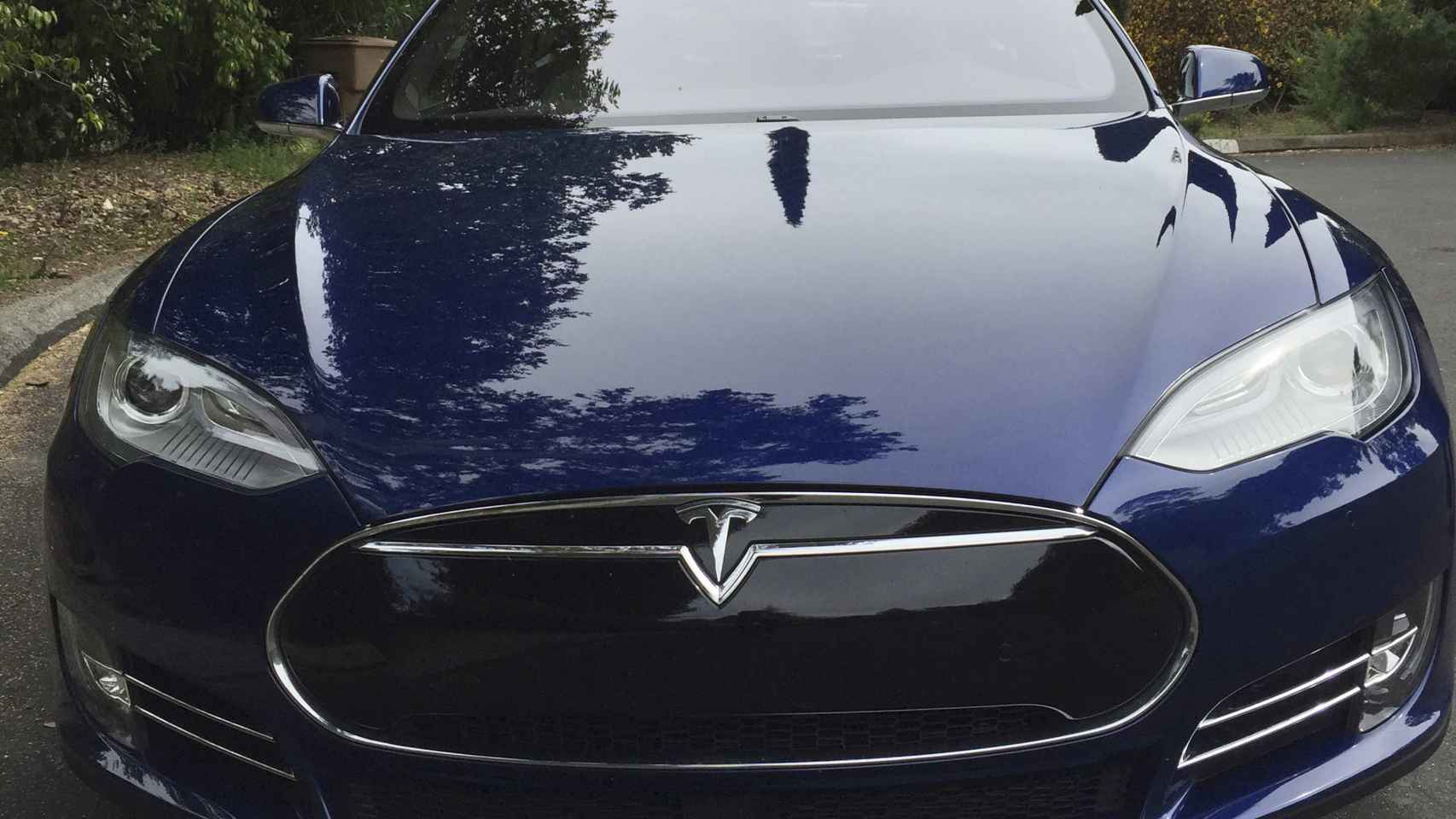 Imagen de un Tesla Modelo S, similar al siniestrado.
