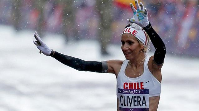 Érika Olivera durante una carrera