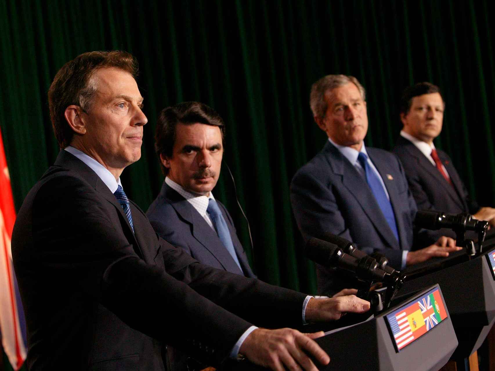 Blair, Aznar, Bush y Barroso, en la reunión de Las Azores.