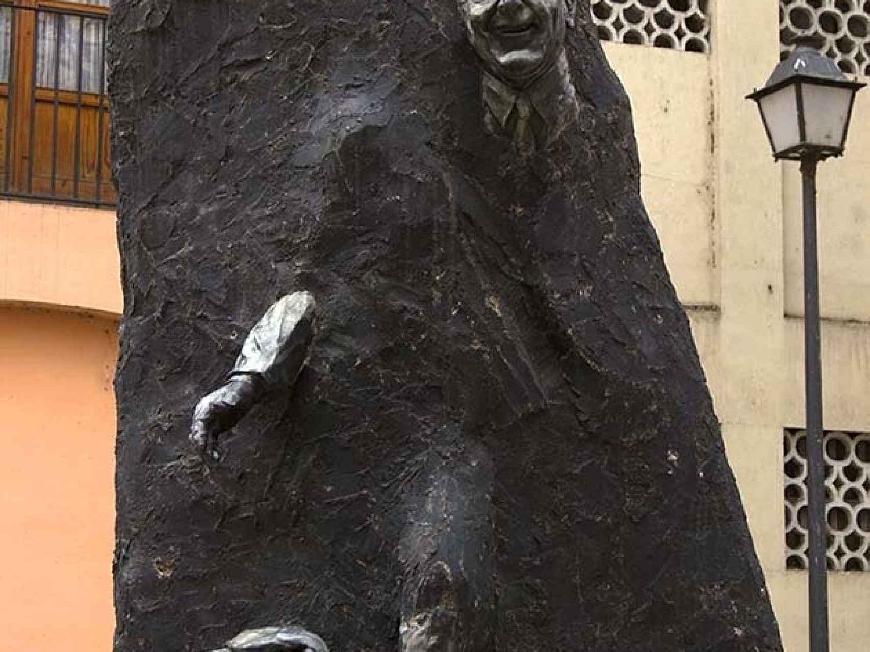Estatua Paco Martinez Soria en Tarazona