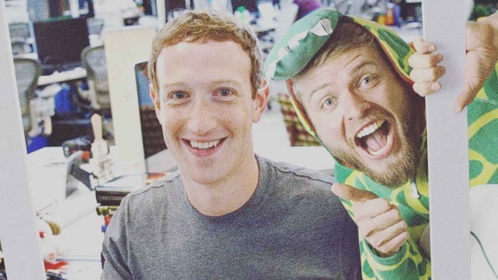 Lorenz Valentino junto a Mark Zuckerberg