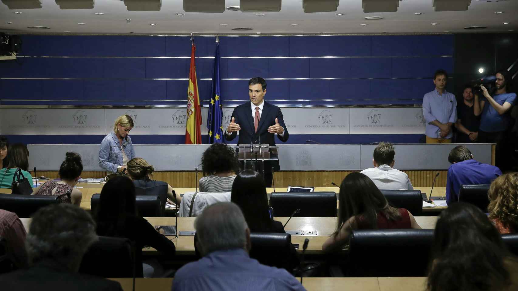 Pedro Sánchez, en su primera rueda de prensa tras las elecciones generales.