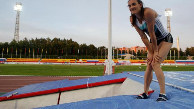 Yelena Isinbayeva en los campeonatos rusos.