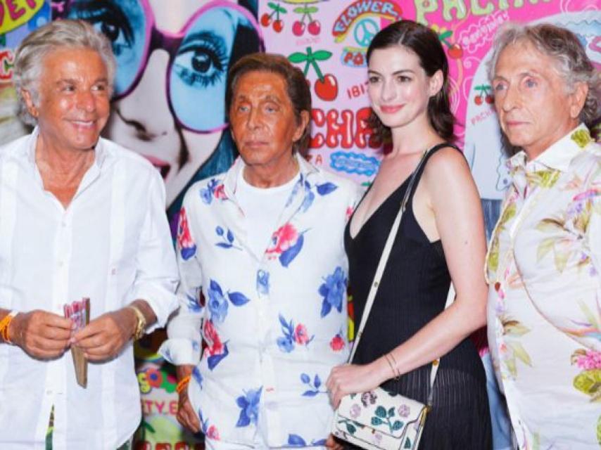 Valentino y la actriz Anne Hathaway disfrutaron el año pasado de la fiesta