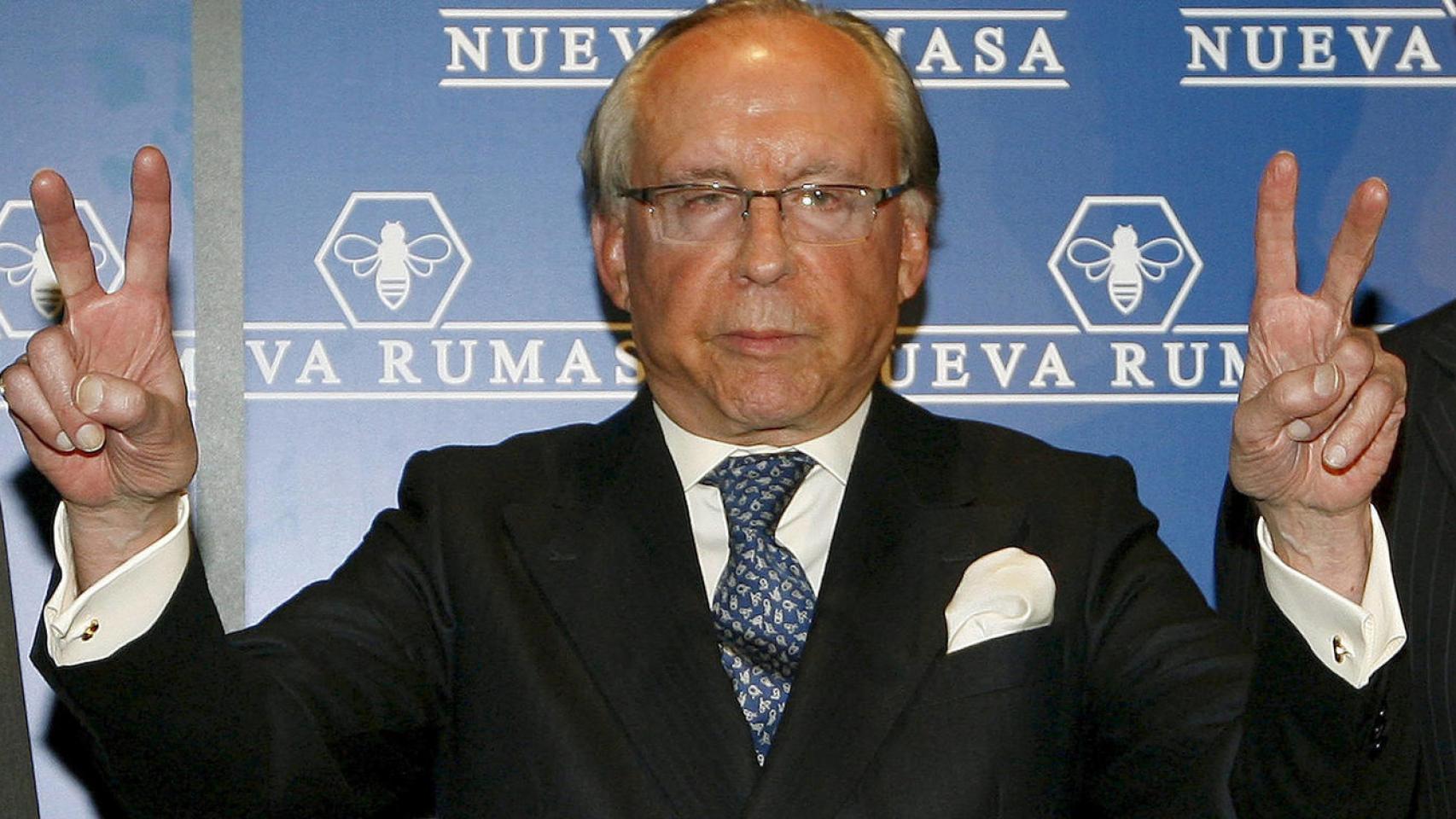 José María Ruiz Mateos, creador de Rumasa y coleccionista de relojes.