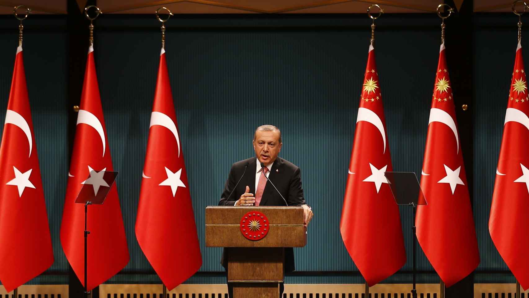 Erdogan durante una rueda de prensa en el palacio presidencial