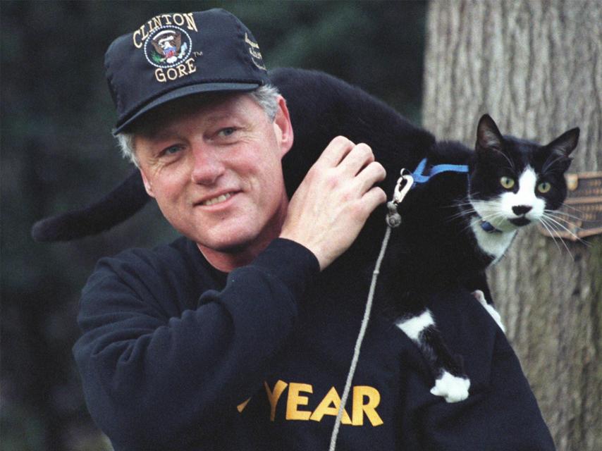 Bill Clinton con su gato 'Socks' en 1993.