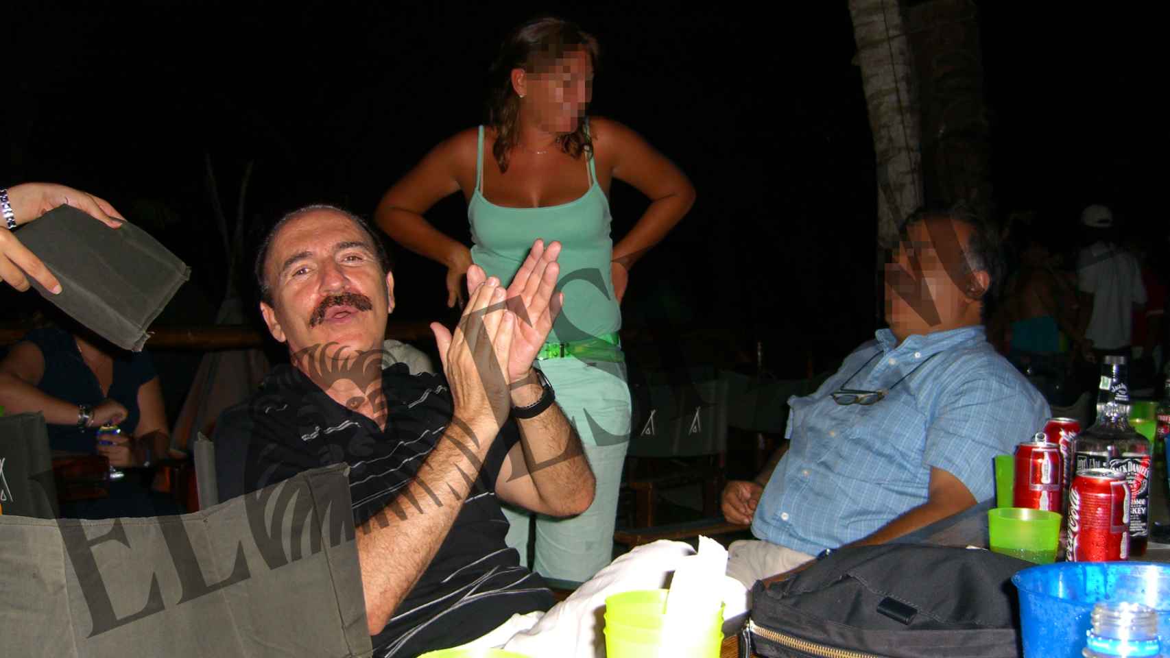 Carlos Llorca durante una fiesta en su casa de Isla Margartira.