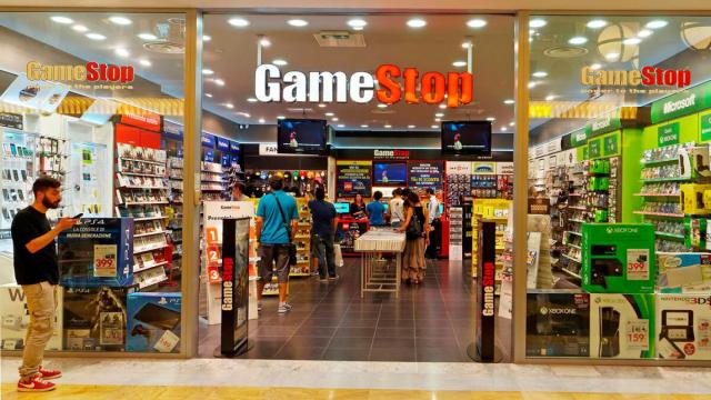 Entrada a una tienda GameStop en una imagen de archivo.