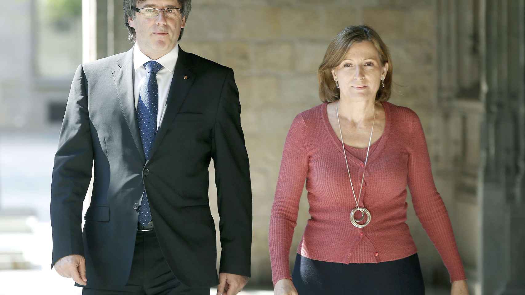 La presidenta del Parlament, Carme Forcadell, junto al presidente de la Generalitat, Carles Puigdemont