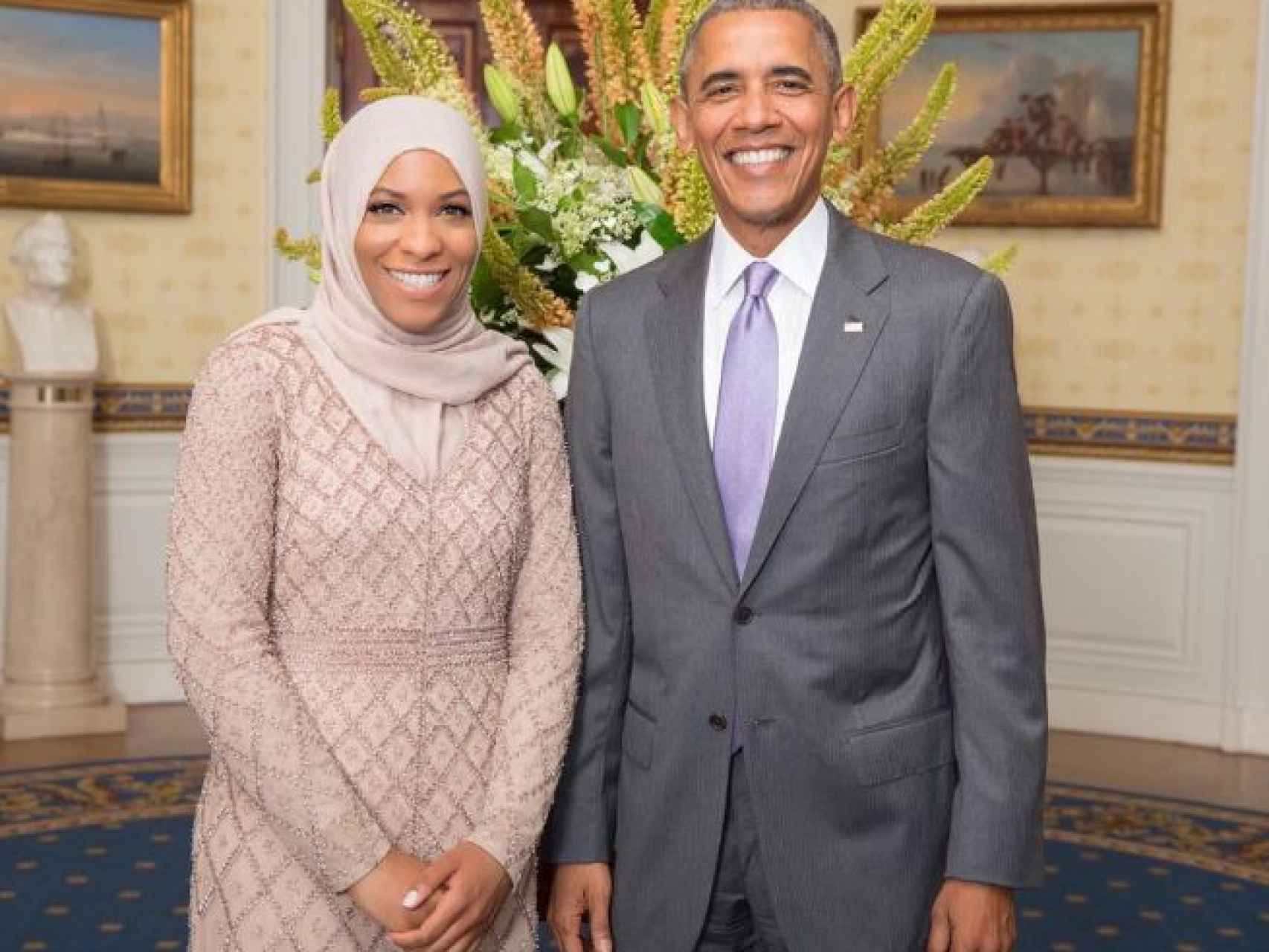 Ibtihaj Muhammad con el presidente de los Estados Unidos Barack Obama.
