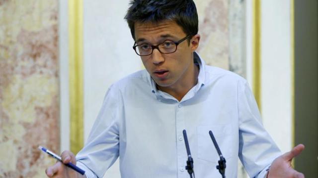 Errejón confía en que el PSOE no se haga el harakiri