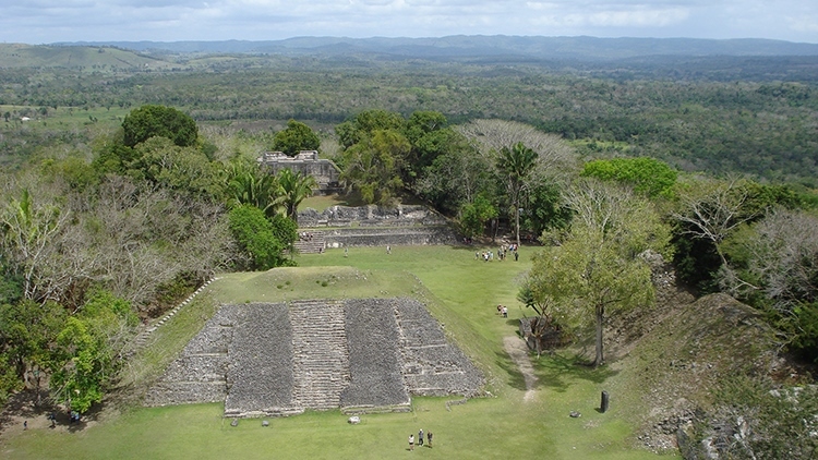 tumba maya (2)