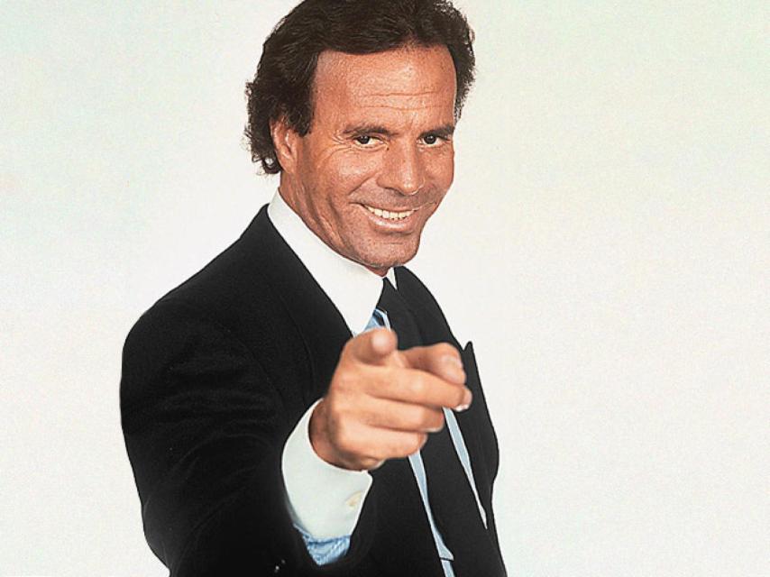 Julio Iglesias, en uno de los memes más famosos.