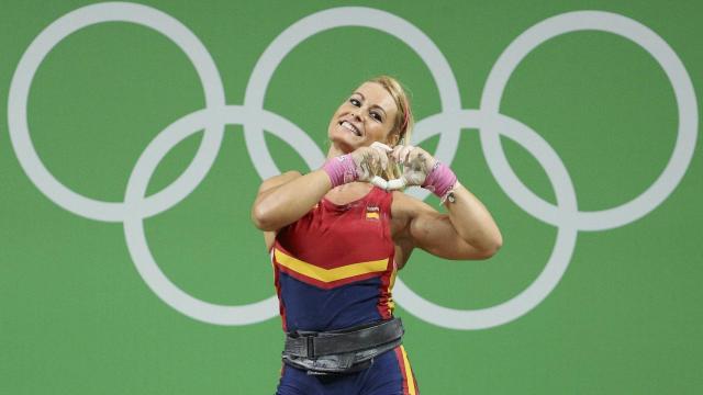 Lidia Valentín celebra su victoria.