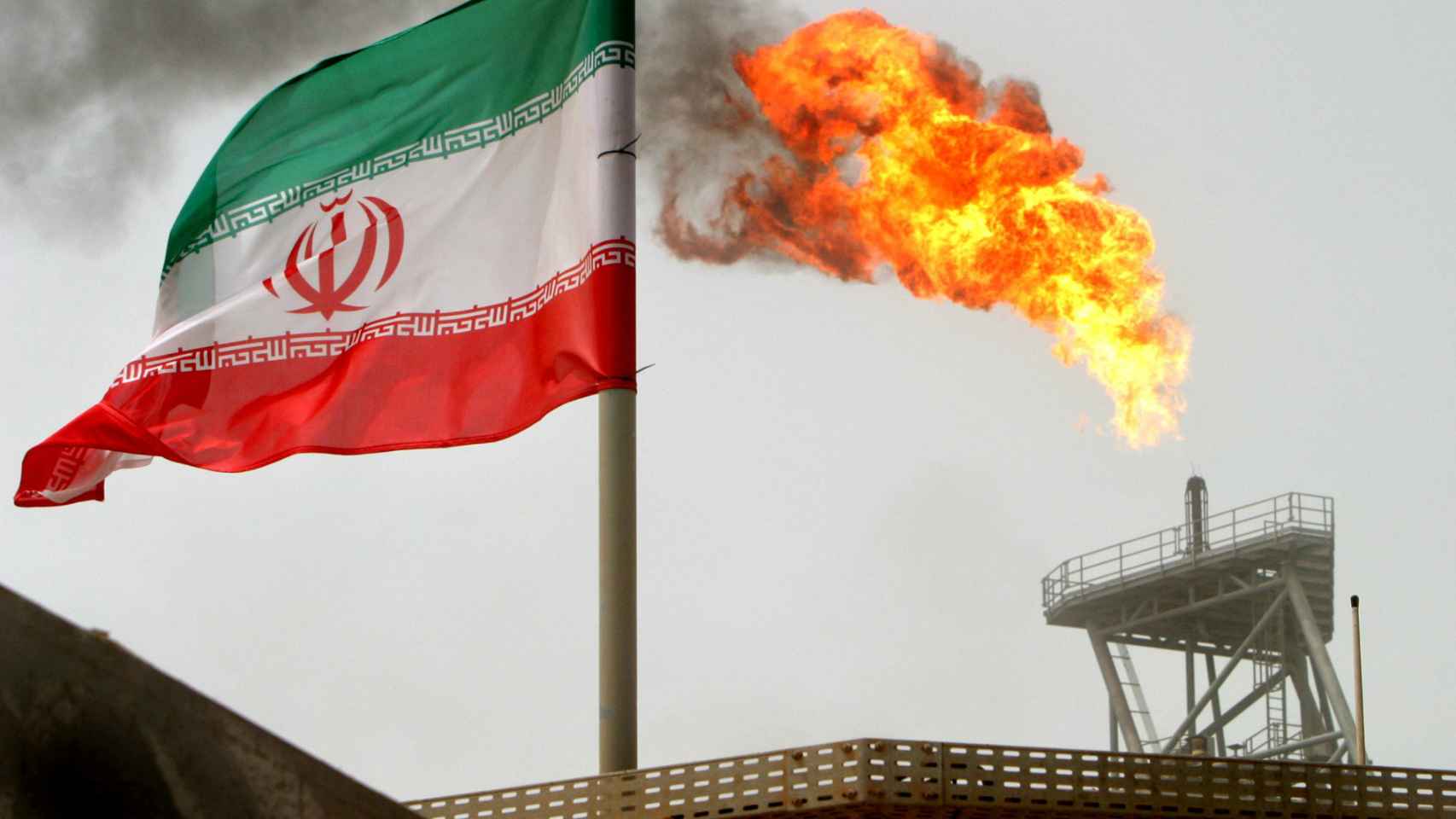 Plataforma petrolífera en Irán.