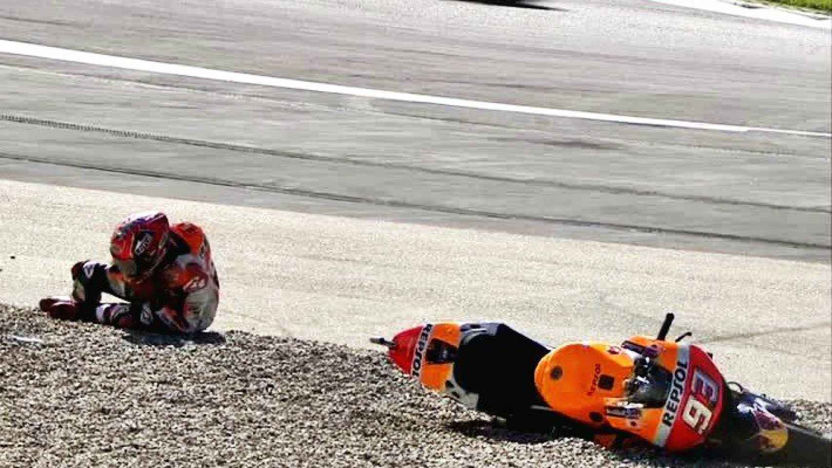 La caída de Marc Márquez en el Red Bull Ring.