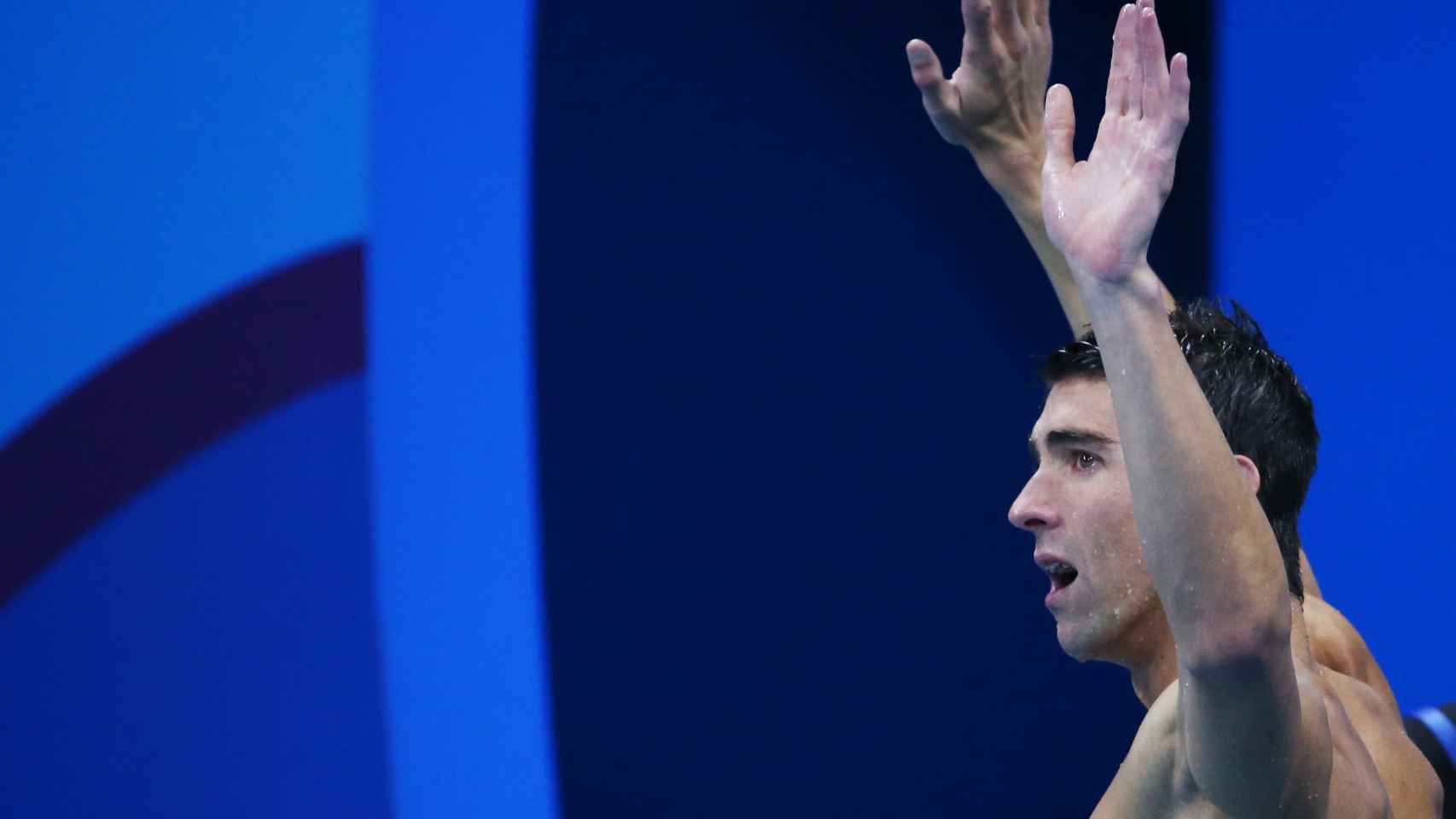 Michael Phelps tras su victoria en los 100 estilos.