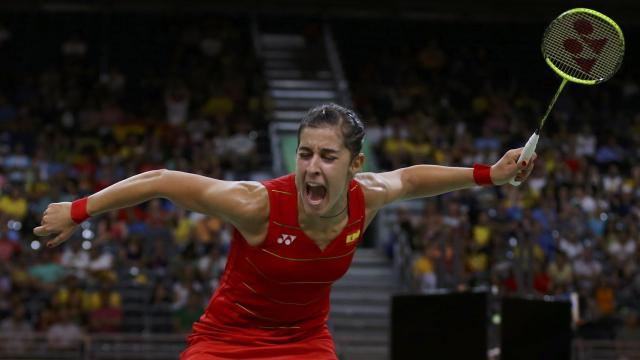 Carolina Marín celebra un punto con rabia durante las semifinales.