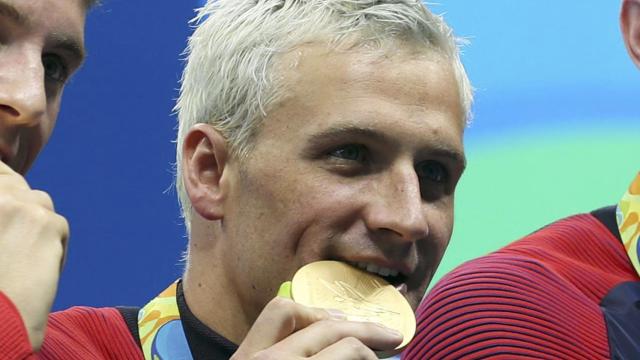 Ryan Lochte, tras ganar el oro.