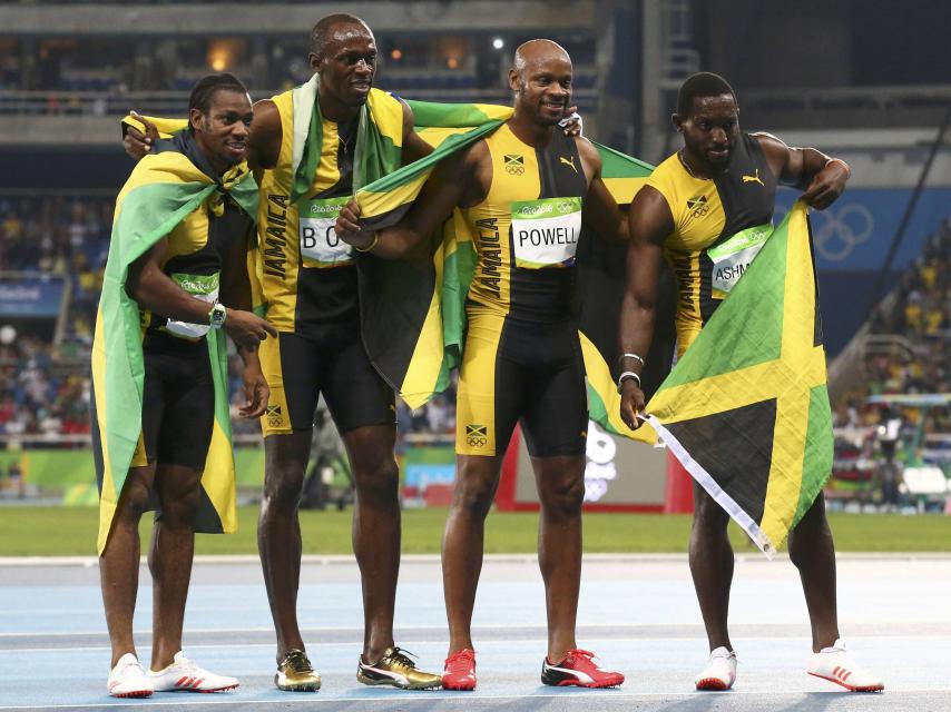 El cuarteto jamaicano del 4x100: Blake, Bolt, Powell y Ashmeade.