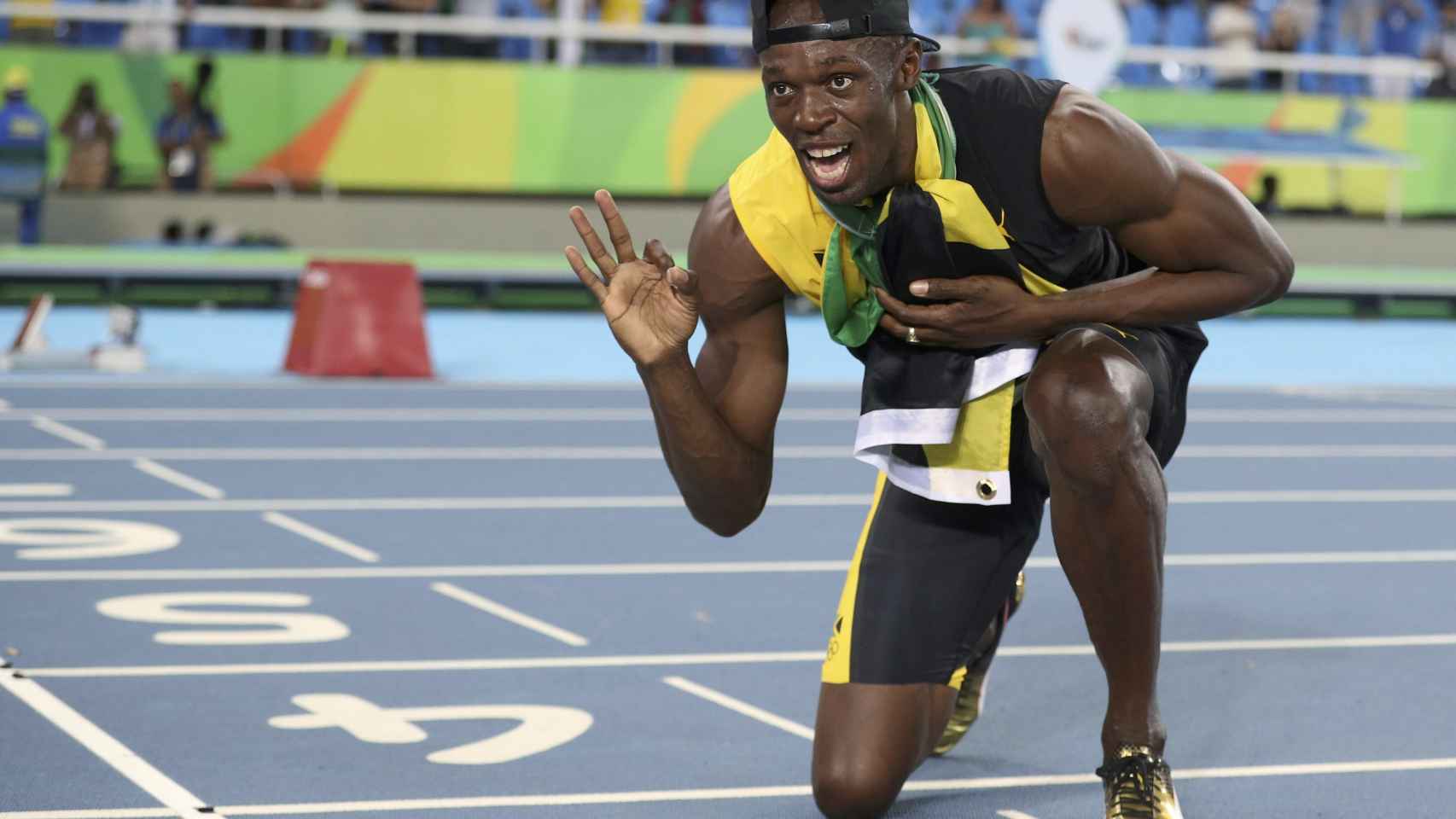 Bolt tras ganar su tercer oro en Río 2016.