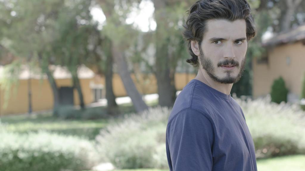 Yon González, protagonista masculino de 'Las chicas del cable' en Netflix