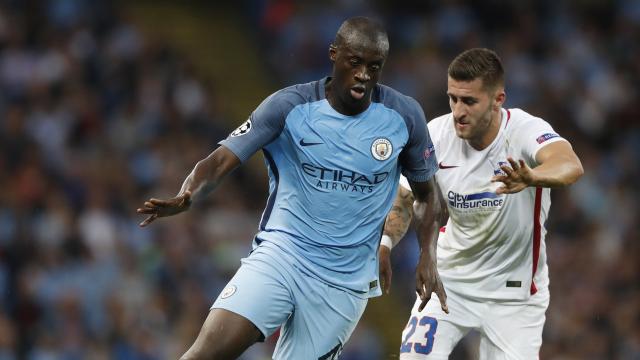 Touré, contra el Steaua de Bucarest.