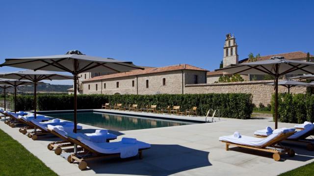 Piscina del Hotel Abadía Retuerta.