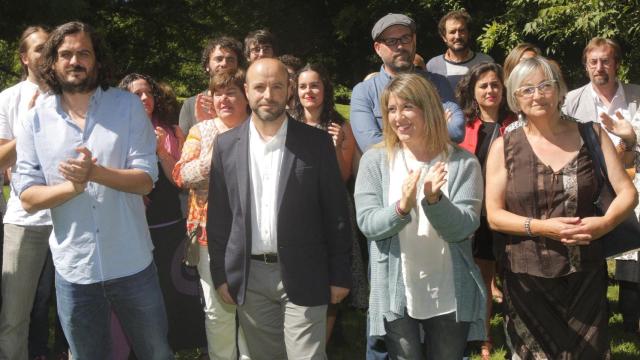 Luis Villares, en el centro,  en un acto de En Marea.