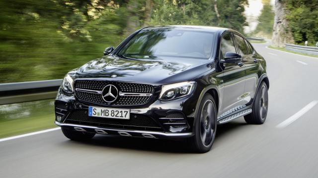 El Mercedes-AMG GLC43 Coupe apunta directo al BMW X4 M40i